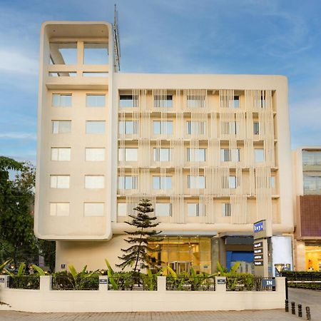 Keys Prima By Lemon Tree Hotels, Pimpri, Pune Экстерьер фото
