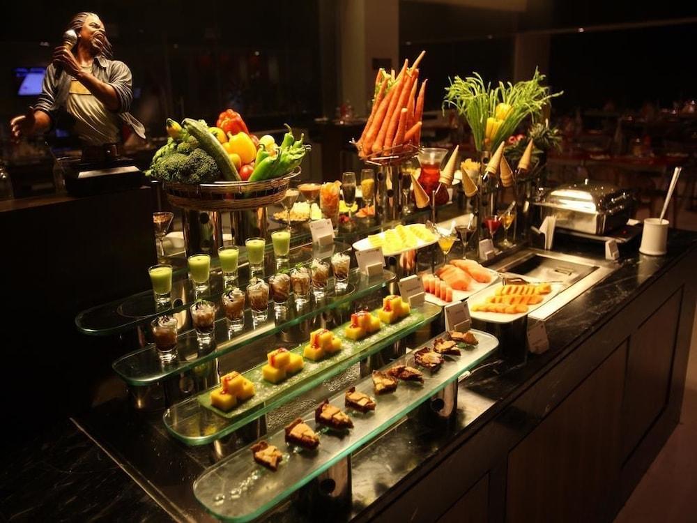 Keys Prima By Lemon Tree Hotels, Pimpri, Pune Экстерьер фото