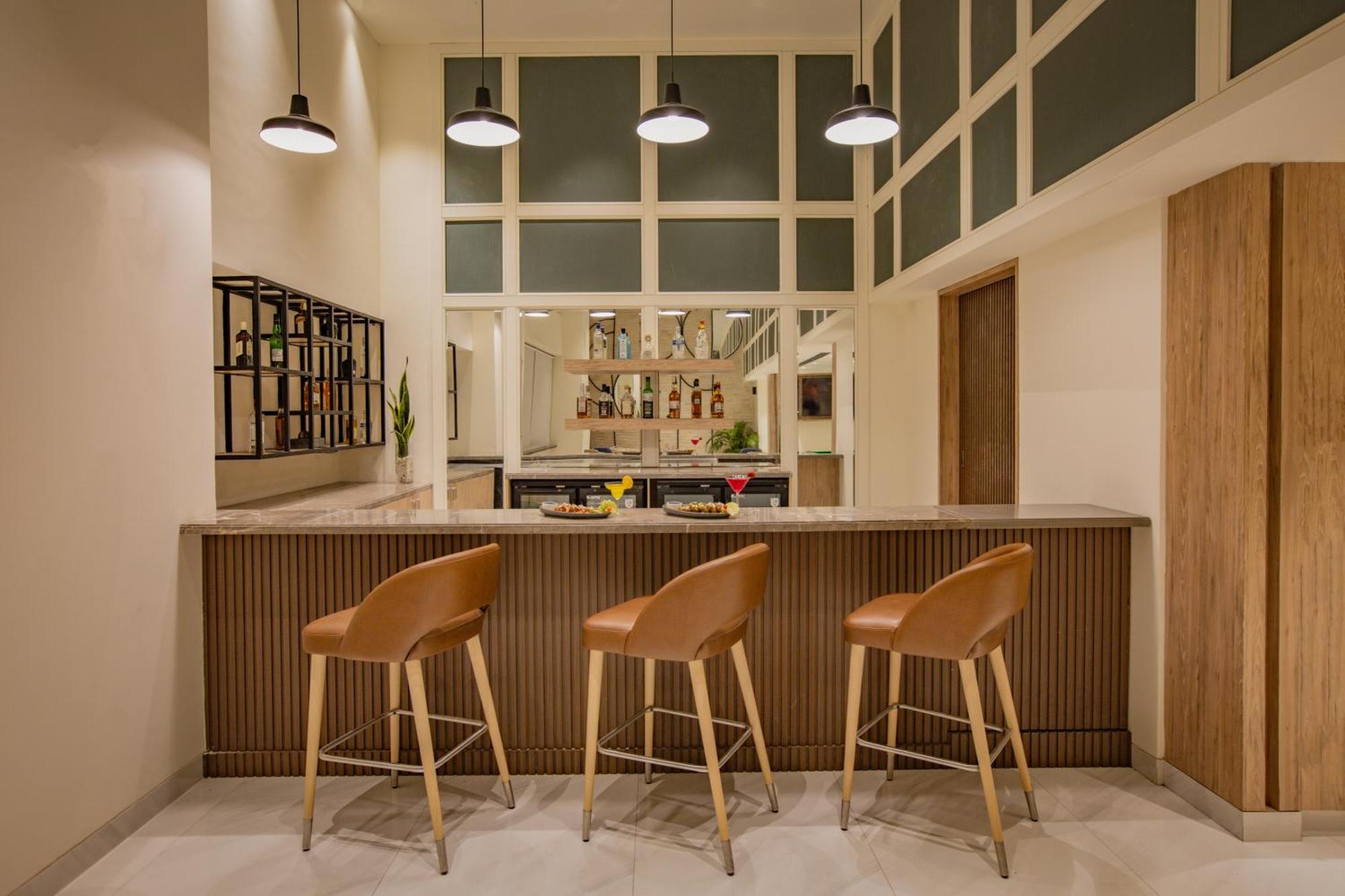 Keys Prima By Lemon Tree Hotels, Pimpri, Pune Экстерьер фото