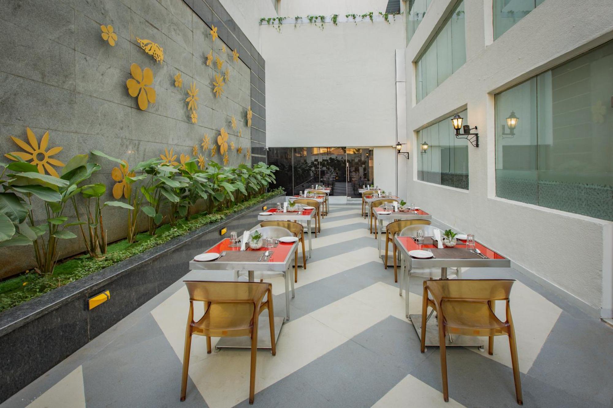 Keys Prima By Lemon Tree Hotels, Pimpri, Pune Экстерьер фото