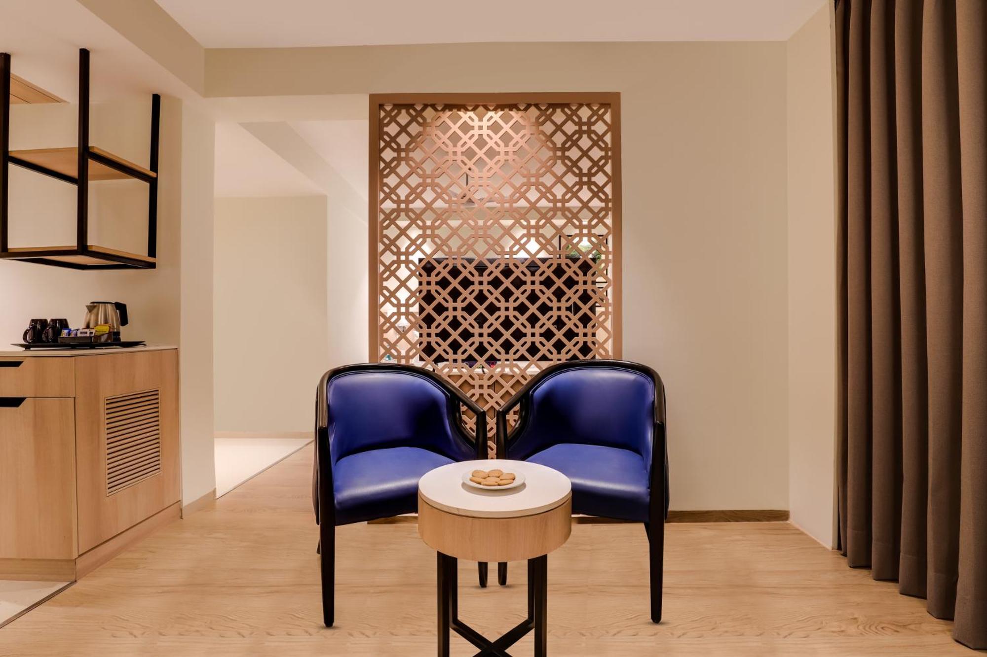 Keys Prima By Lemon Tree Hotels, Pimpri, Pune Экстерьер фото