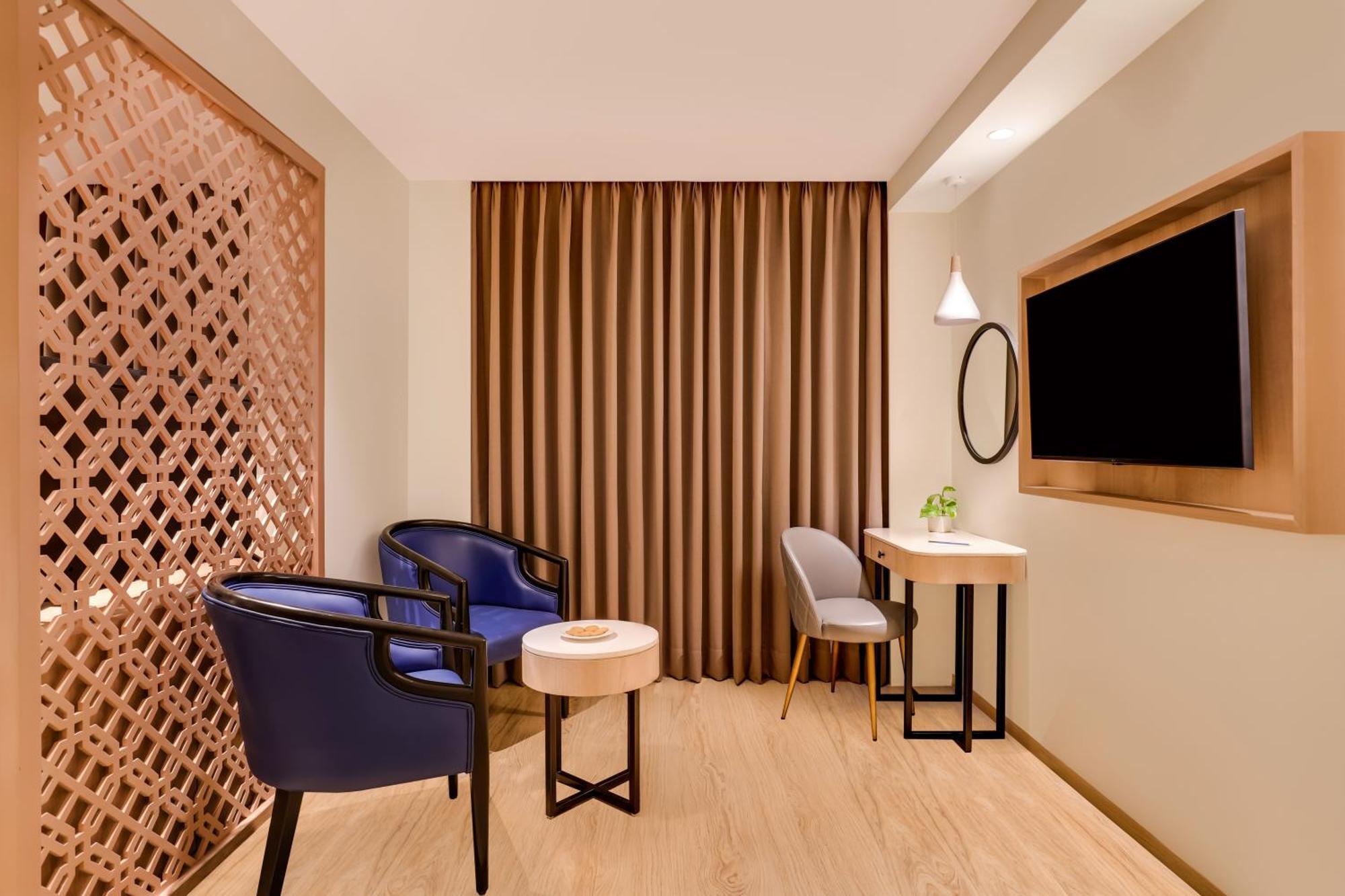 Keys Prima By Lemon Tree Hotels, Pimpri, Pune Экстерьер фото
