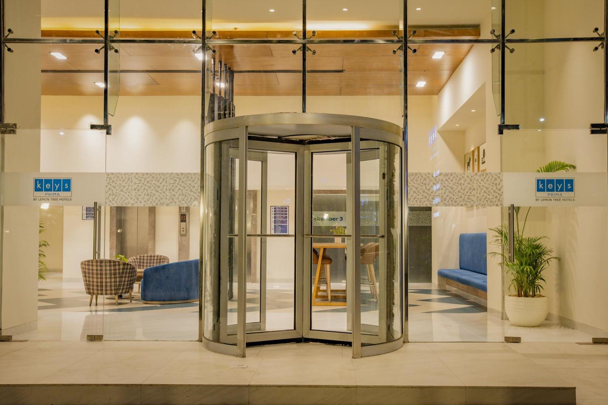 Keys Prima By Lemon Tree Hotels, Pimpri, Pune Экстерьер фото